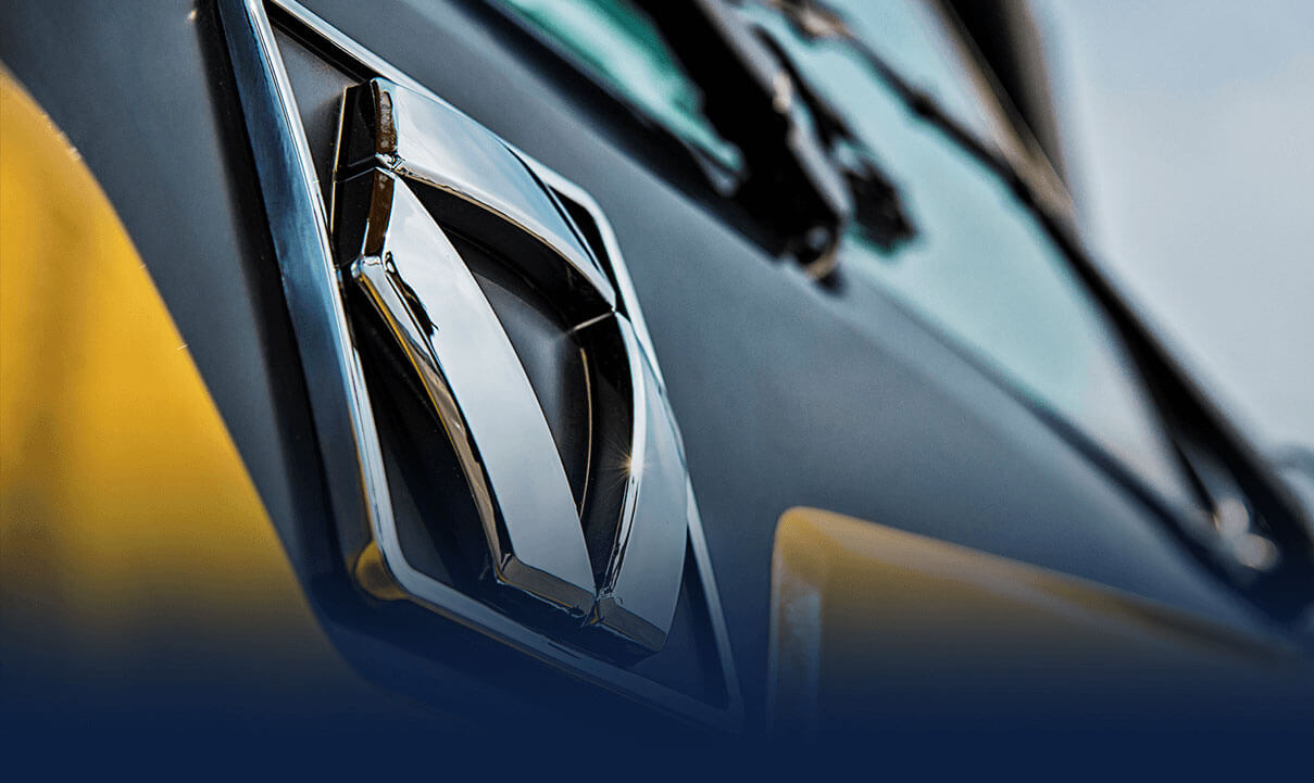 八十載砥礪前行！