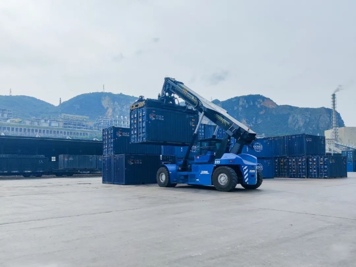 “綠色化+定制化”助力貴州鐵路樞紐建設