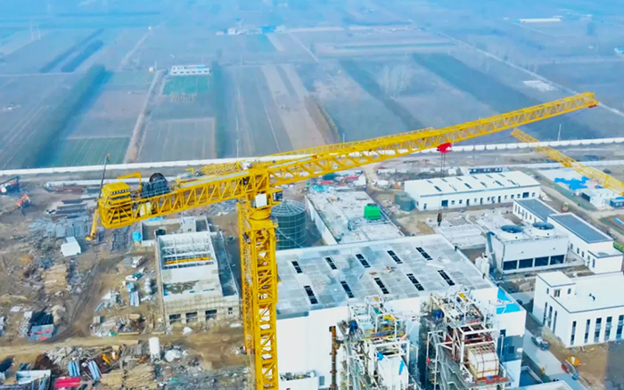 又一超大噸位！ 徐工塔機(jī)助力城市綠色升級