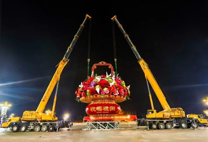 連續(xù)15載，徐工“赴約”天安門，獻禮祖國！