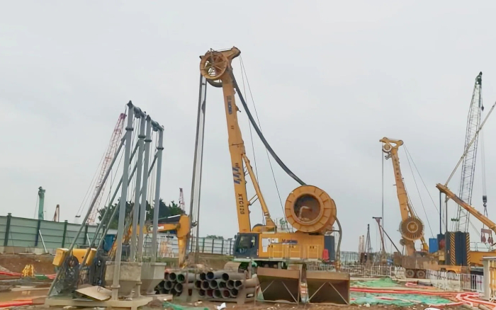 徐工 XTC120 雙輪銑，攻克機場隧道復雜地質！