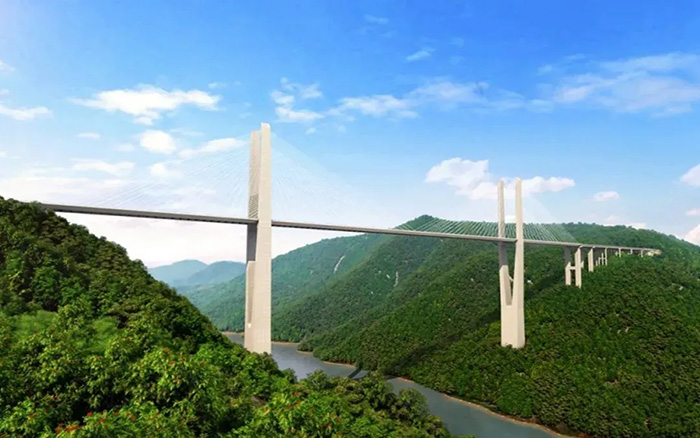 飛虹再起，徐工塔機(jī)助建黔東南第一高橋