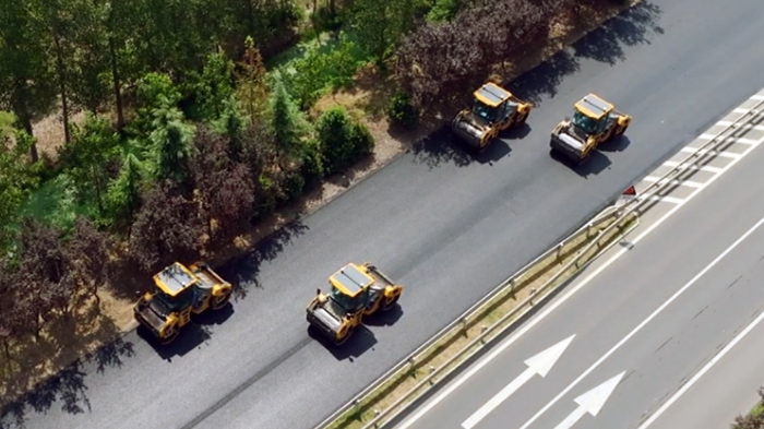 數智賦能 品質養護 | 連云港贛榆204國道養護大修工程應用瀝青路面全結構層無人化施工技術